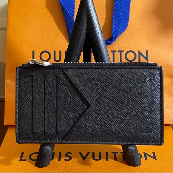 Louis Vuitton Handbags - 2019 Louis Vuitton Taiga Coin Card Holder Wallet